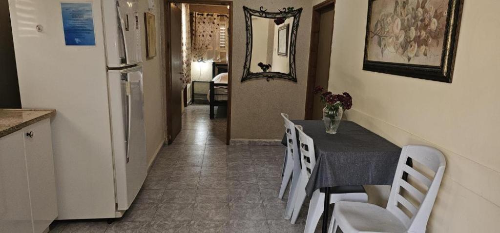 דביר סוויטות: ג'קוזי כפרי ליד הכנרת Villa Migdal Exterior photo