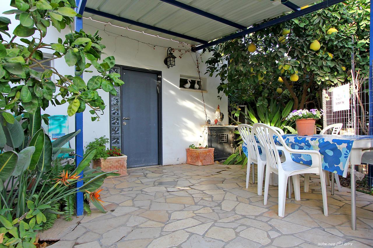 דביר סוויטות: ג'קוזי כפרי ליד הכנרת Villa Migdal Exterior photo